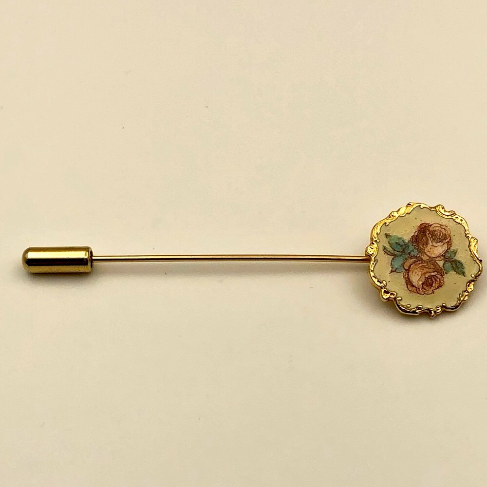 Beautiful Mauve Rose Flower Ceramic Vintage 80's Classic Stick Pin Gold Tone.